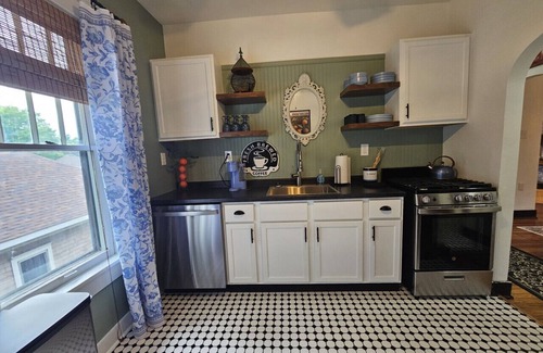 Mattoon Apartment | 803 Edgar just 5 minutes from the Emerald Acres Sports complex.