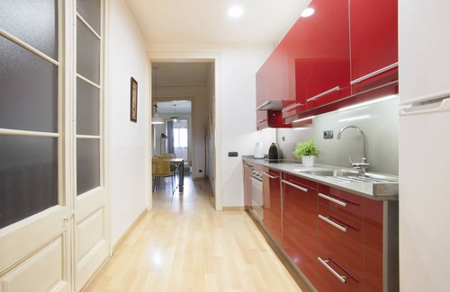 Dreta de l'Eixample Apartment | 82 m² Apartment ∙ 3 bedrooms ∙ 6 guests