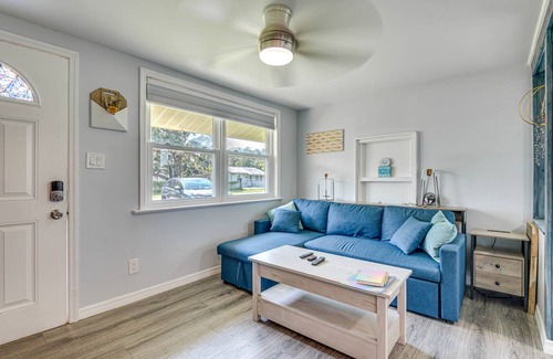 Merritt Island Cottage | 83 m² Cabin ∙ 2 bedrooms ∙ 6 guests