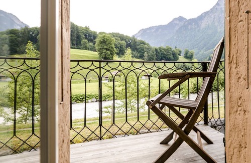 Wilderswil Apartment | 84 m² Apartment ∙ 2 bedrooms ∙ 4 guests