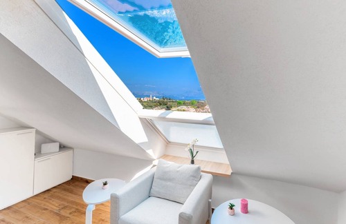 Skrip House | 84 m² House ∙ 3 bedrooms ∙ 6 guests