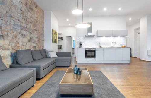 Moabit Apartment | 85 SQM & 2 BEDROOM INTERIOR-DESIGNED APARTMENT BY BENSIMON