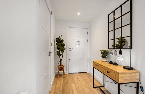 South Ruislip Apartment | 850 m² Apartment ∙ 2 bedrooms ∙ 5 guests