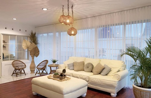 Sukaraja Villa | 850 m² Villa ∙ 4 bedrooms ∙ 13 guests