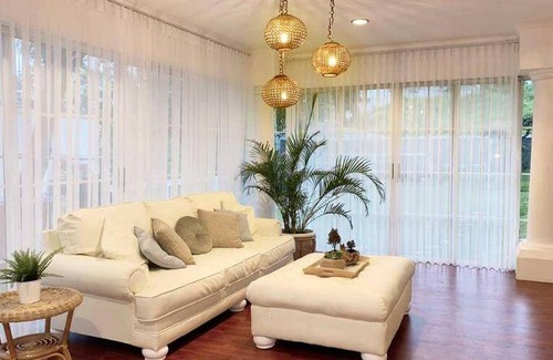 Sukaraja Villa | 850 m² Villa ∙ 4 bedrooms ∙ 13 guests