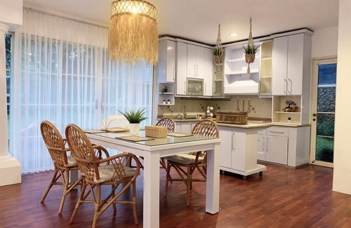 Sukaraja Villa | 850 m² Villa ∙ 4 bedrooms ∙ 13 guests
