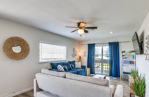 Surfside Beach House | 86 m² House ∙ 2 bedrooms ∙ 9 guests