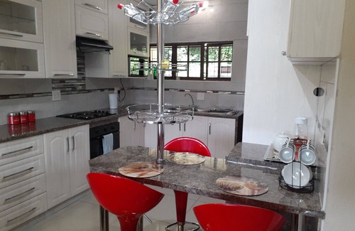 Port Edward Apartment | 87 Eden Wilds Gataway