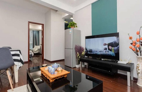 Kunming City Centre Apartment | 87 m² Apartment ∙ 3 bedrooms ∙ 6 guests