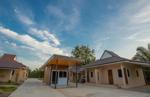 Phunphin Hotel | 88 Fine Hotel @ Suratthani Airport