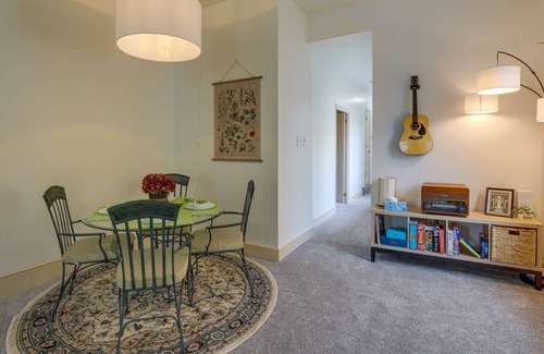 Pottstown Apartment | 88 m² Apartment ∙ 2 bedrooms ∙ 4 guests