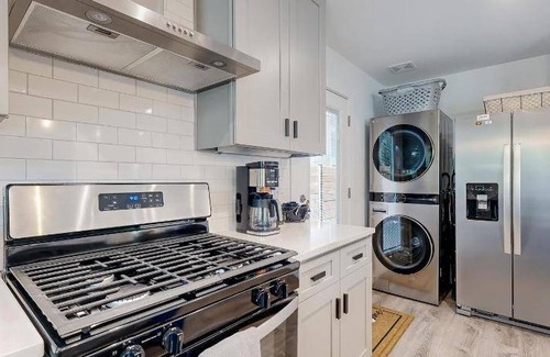 North University House | 88 m² House ∙ 2 bedrooms ∙ 6 guests