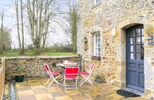 Auxais House | 88 m² House ∙ 2 bedrooms ∙ 4 guests