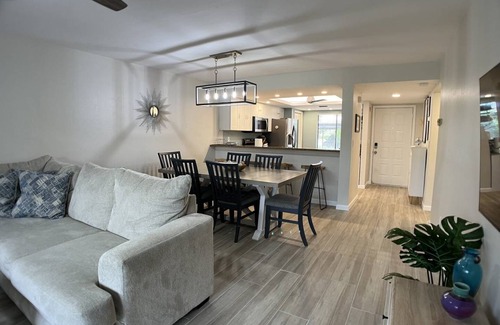 Naples Condo | 89 m² Condo ∙ 2 bedrooms ∙ 6 guests
