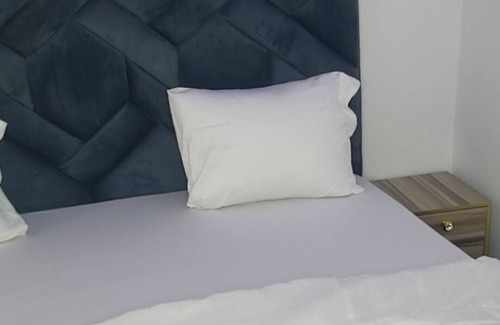 Port Harcourt Hotel | 9-bedroom hotel in charming Port Harcourt, Nigeria with AC, WiFi