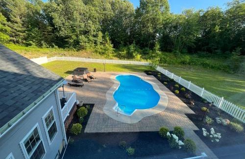 Saratoga Springs House | 9 Bedroom Saratoga Home On 10 Acres, 4 Car Garage, In-Ground Heated Pool, HotTub, Gourmet Kitchen, Private Office Space