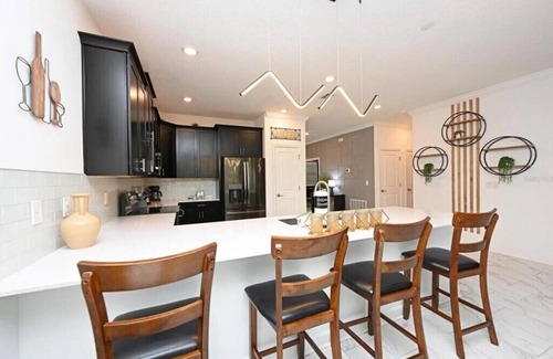 Kissimmee House | 9 Bedrooms/5 Bathrooms/Storey Lake (2770OW)