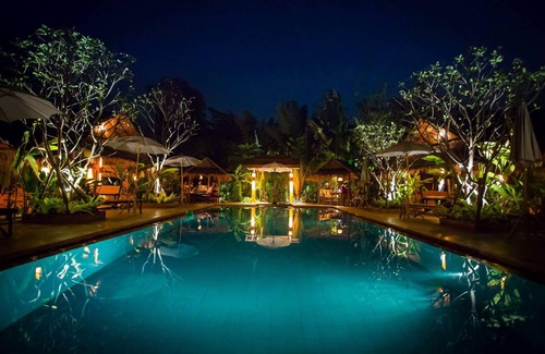 San Pu Loei House | #9 DIRECTLY BESIDE SALT WATER POOL - RELAXING, RESTORATIVE, QUIET