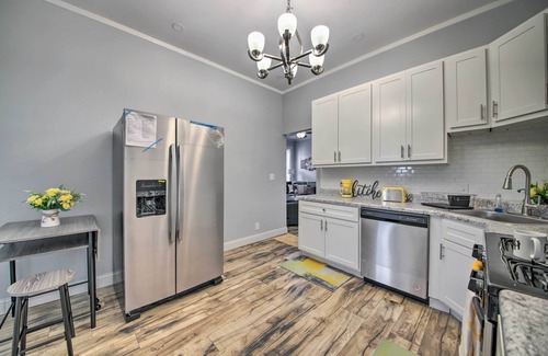 St. Louis House | 9 Mi to Dtwn: Vibrant St Louis Home!