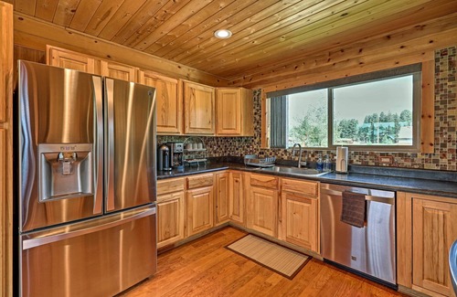 Pinetop Cabin | 9 Mi to Rainbow Lake: Mtn Getaway w/BBQ!