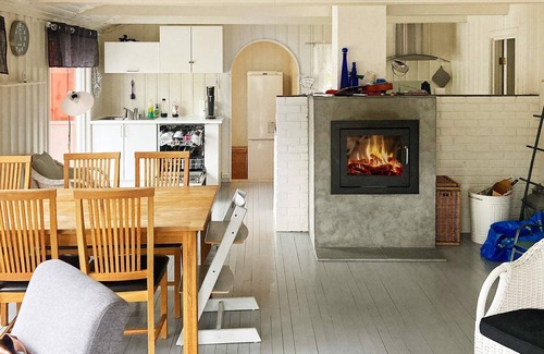 Leksvik House | 9 person holiday home in Mosvik-By Traum