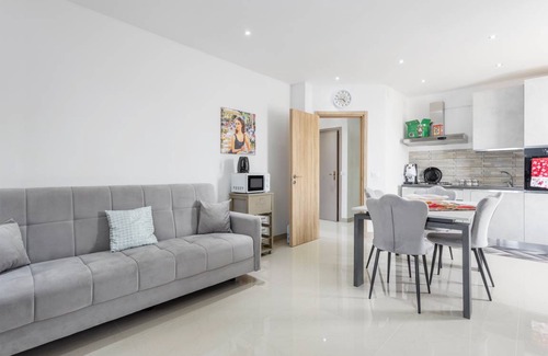 Altavilla Milicia Apartment | 90 m² Apartment ∙ 2 bedrooms ∙ 5 guests