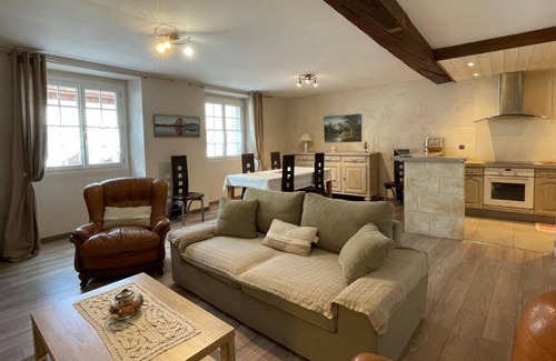 Laruns House | 90 m² Gîte ∙ 2 bedrooms ∙ 4 guests