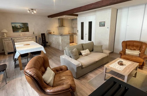 Laruns House | 90 m² Gîte ∙ 2 bedrooms ∙ 4 guests