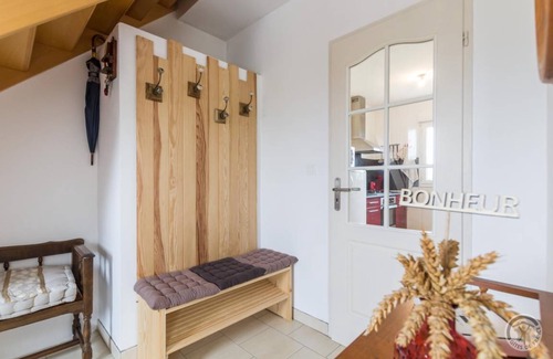 Montfarville House | 90 m² Gîte ∙ 3 bedrooms ∙ 6 guests