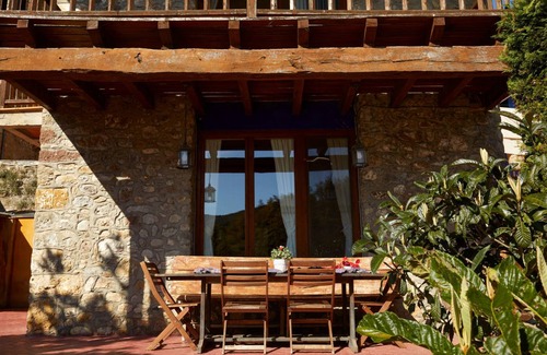 Sant Joan de Les Abadesses House | 90 m² House ∙ 3 bedrooms ∙ 6 guests