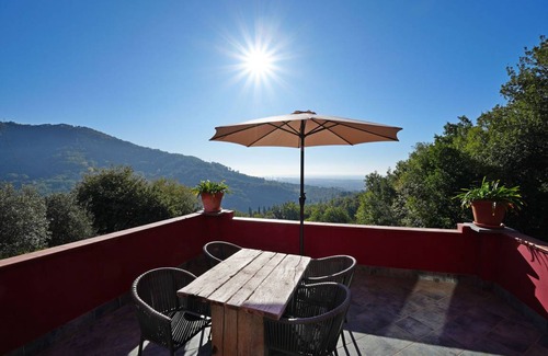 Fosdinovo Villa | 90 m² Villa ∙ 1 bedroom ∙ 4 guests