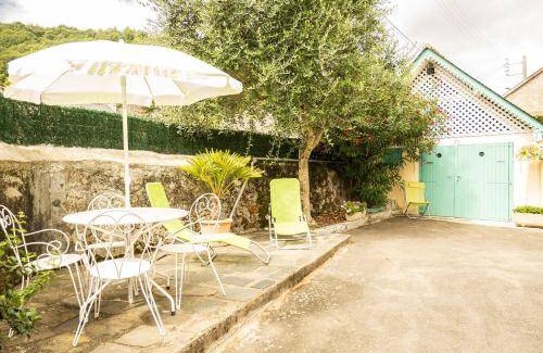 Lourdes Villa | 90 m² Villa ∙ 2 bedrooms ∙ 4 guests