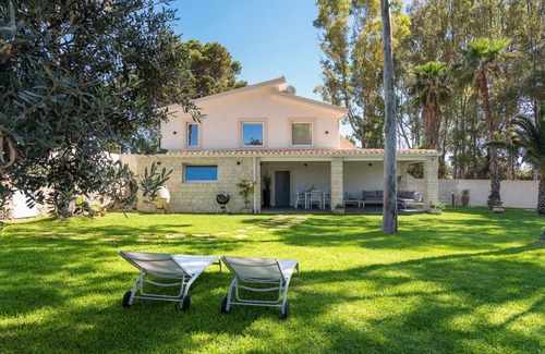 Punta Milocca Villa | 90 m² Villa ∙ 3 bedrooms ∙ 6 guests
