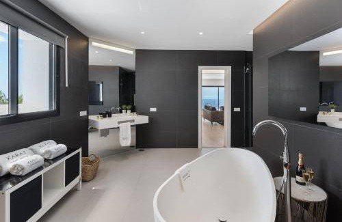 San Eugenio Villa | 900 m² Villa ∙ 10 bedrooms ∙ 21 guests