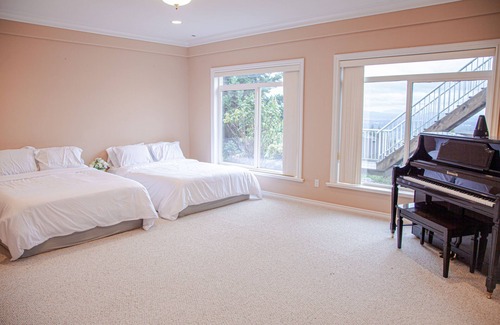 Westwood Plateau House | 9000sf indoor pool, hot tub, sauna