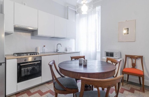 Magenta Apartment | 91 m² Apartment ∙ 2 bedrooms ∙ 5 guests