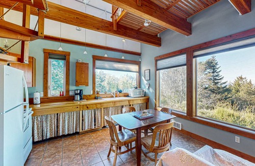 Port Orford House | 94 m² House ∙ 1 bedroom ∙ 6 guests