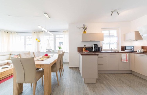 Zingst House | 94 m² House ∙ 3 bedrooms ∙ 6 guests