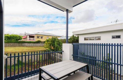 Bulimba Apartment | 95 m² Apartment ∙ 2 bedrooms ∙ 4 guests