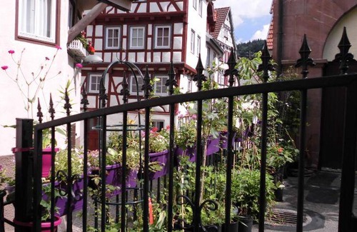 Calw Apartment | 95 m² Apartment ∙ 3 bedrooms ∙ 9 guests