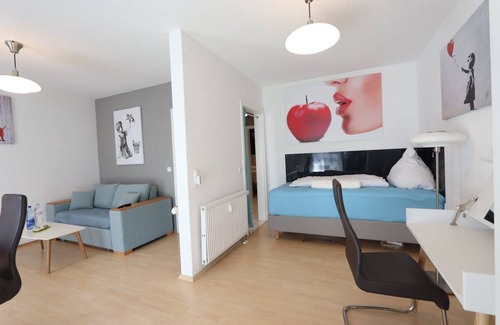 Kelsterbach Apartment | 95 m² Apartment ∙ 2 bedrooms ∙ 3 guests