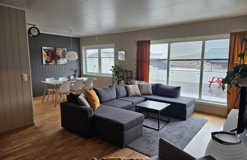 Tromso Apartment | 97 m² Apartment ∙ 2 bedrooms ∙ 5 guests