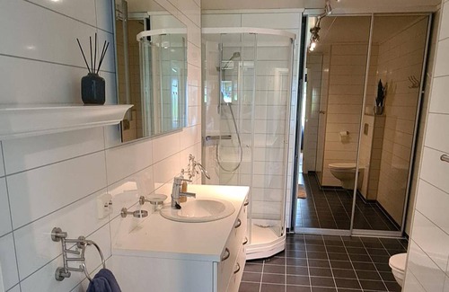 Tromso Apartment | 97 m² Apartment ∙ 2 bedrooms ∙ 5 guests