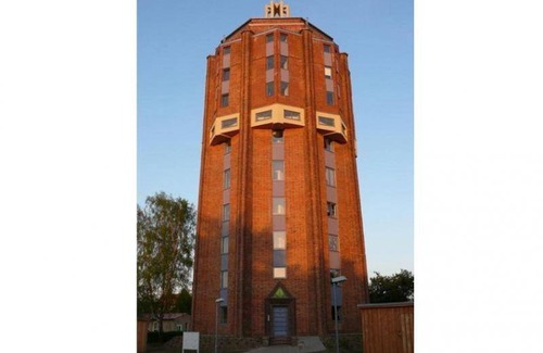Guestrow Apartment | 98 m² Apartment ∙ 1 bedroom ∙ 3 guests