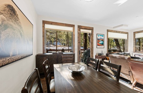 Lakeside Village Apartment | 98 m² Apartment ∙ 2 bedrooms ∙ 8 guests