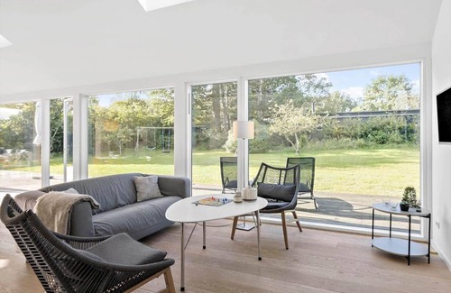 Melby House | 98 m² House ∙ 3 bedrooms ∙ 6 guests