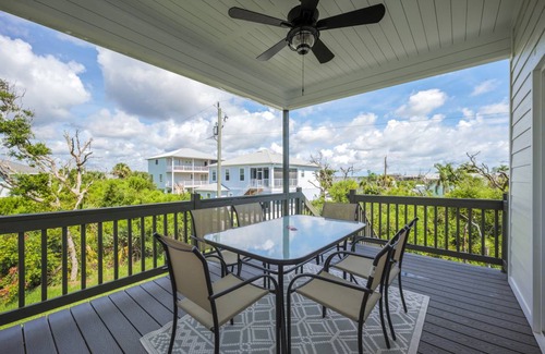 Marineland Acres House | 9863CASABLANCAPCNH - Casa Blanca