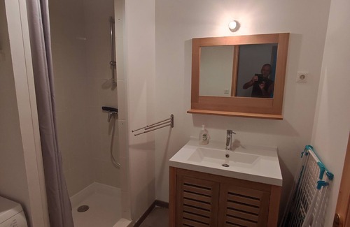 Beauvezer Apartment | A 15 mn du Val Dallos, T3 6 Personnes sur Terrain Arboré de 700 m²