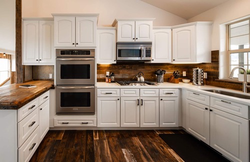 Belgrade Cabin | A 160 Acre Luxury Modern Ranch