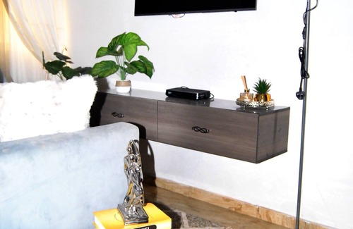 Surulere House | A 1bedroom luxurious apartment in a serene environment and well furnished.